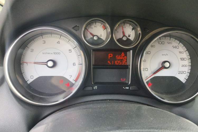 Used Peugeot 308 2014 Enjoy Edition Classic 1.6L Automatic Premium Model Odometer Close Up