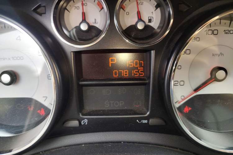 Used Peugeot 308 2014 Enjoy Edition Classic 1.6L Automatic Premium Model Odometer Close Up