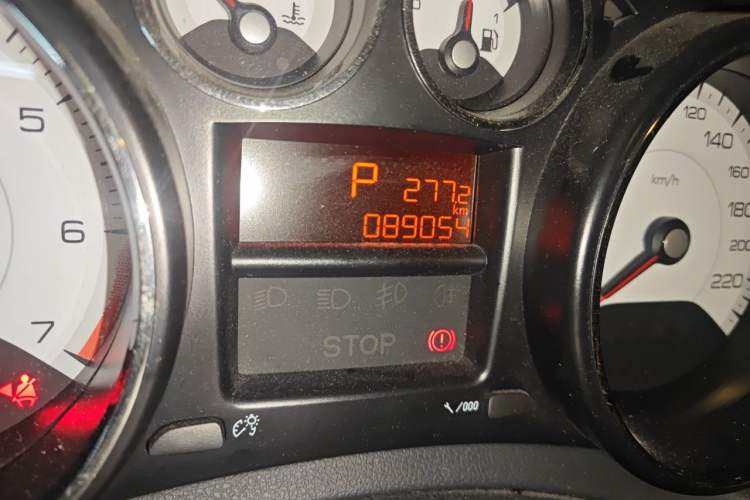 Used Peugeot 308 2014 Enjoy Edition Classic 1.6L Automatic Premium Model Odometer Close Up