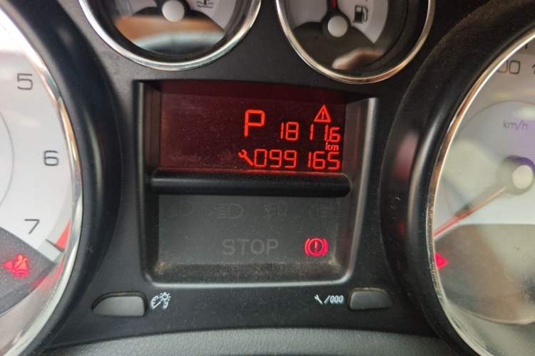 Used Peugeot 308 2014 Enjoy Edition Classic 1.6L Automatic Premium Model Odometer Close Up