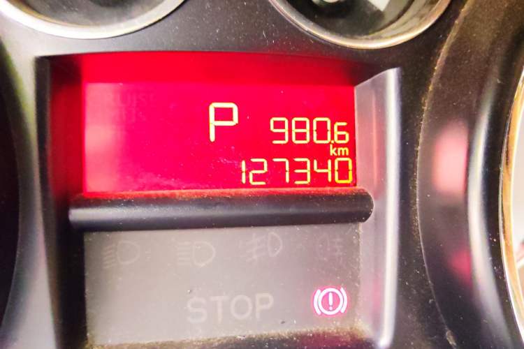 Used Peugeot 308 2014 Enjoy Edition Classic 1.6L Automatic Premium Model Odometer Close Up