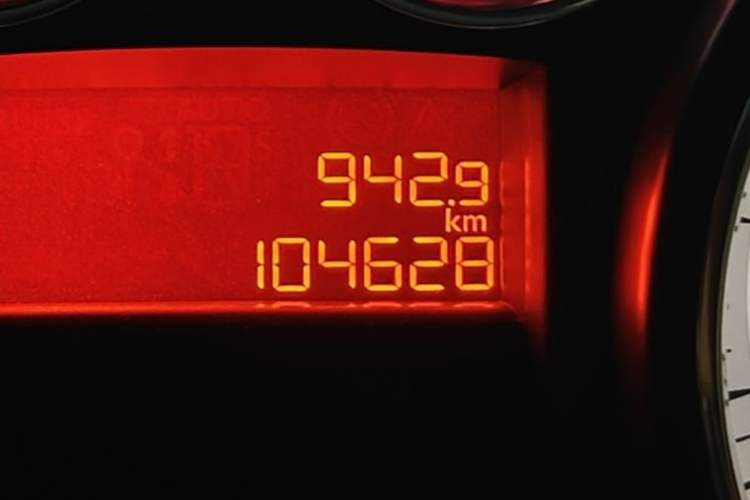 Used Peugeot 308 2014 Enjoy Edition Classic 1.6L Manual YouShang Model Odometer Close Up
