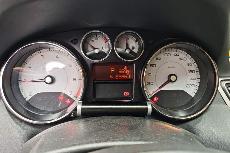 Used Peugeot 308 2014 Enjoy Edition Classic 1.6L Automatic Premium Model Odometer Close Up