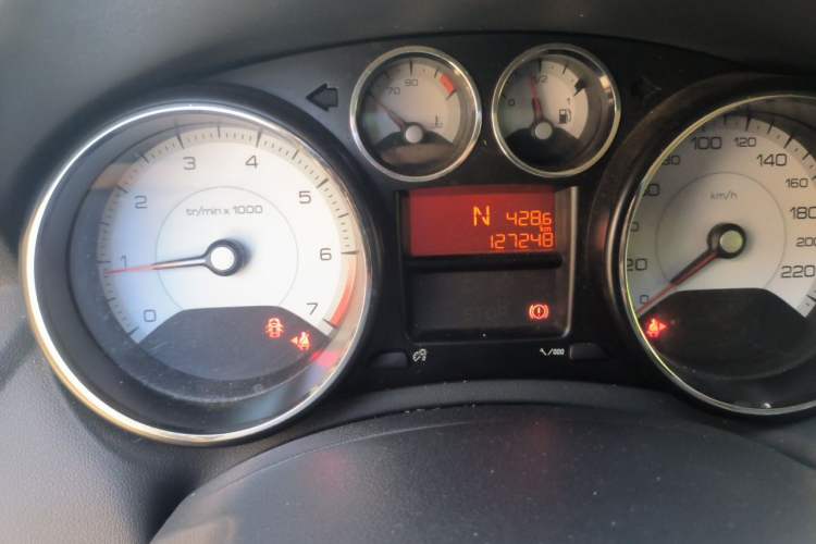 Used Peugeot 308 2014 Enjoy Edition Classic 1.6L Automatic Premium Model Odometer Close Up