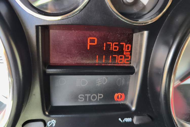 Used Peugeot 308 2014 Enjoy Edition Classic 1.6L Automatic Premium Model Odometer Close Up