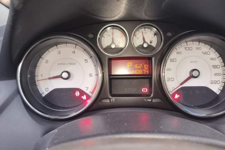 Used Peugeot 308 2014 Enjoy Edition Classic 1.6L Automatic Premium Model Odometer Close Up