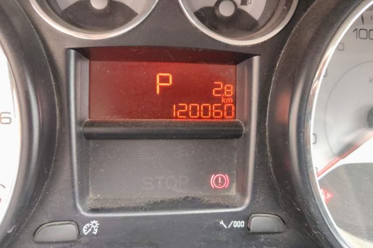 Used Peugeot 308 2014 Enjoy Edition Classic 1.6L Automatic Premium Model Odometer Close Up