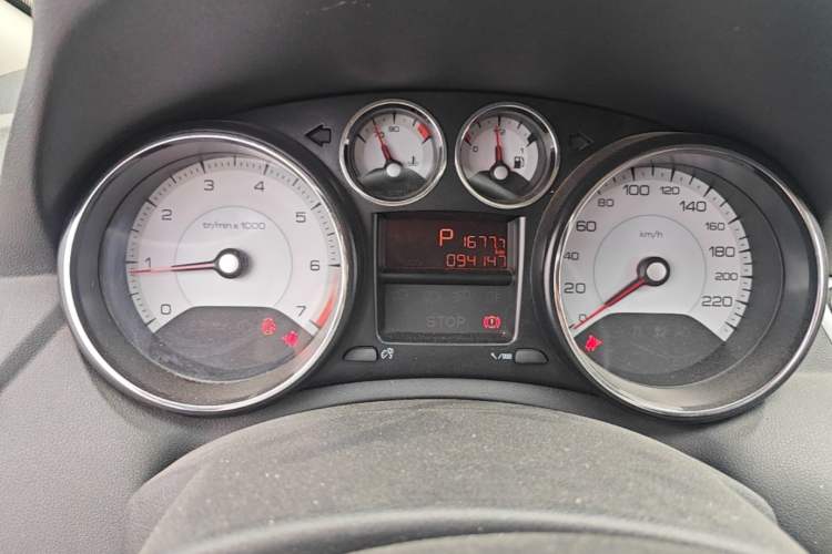 Used Peugeot 308 2014 Enjoy Edition Classic 1.6L Automatic Premium Model Odometer Close Up