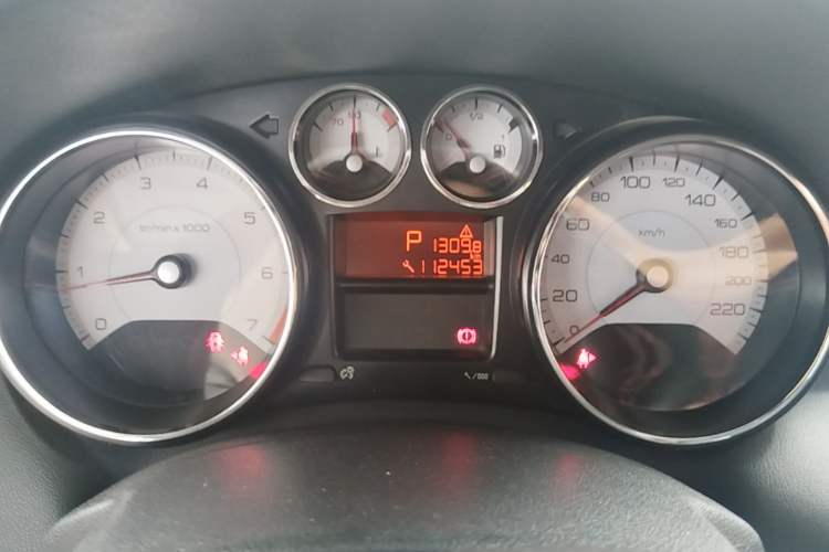 Used Peugeot 308 2014 Enjoy Edition Classic 1.6L Automatic Premium Model Odometer Close Up