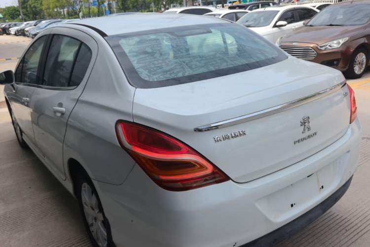 Used Peugeot 308 2014 Enjoyment Edition Classic 1.6L Automatic Fashion Model Rear Left 45 Deg