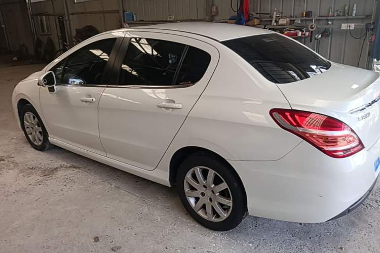Used Peugeot 308 2014 Enjoyment Edition Classic 1.6L Automatic Fashion Model Rear Left 45 Deg