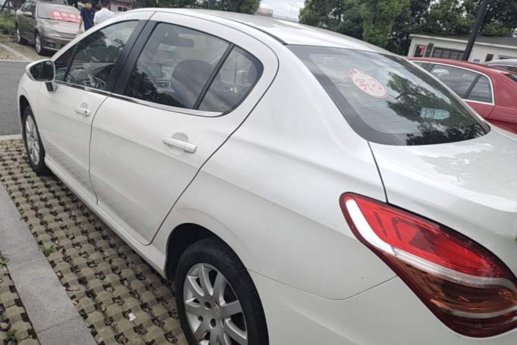 Used Peugeot 308 2014 Enjoyment Edition Classic 1.6L Automatic Fashion Model Rear Left 45 Deg