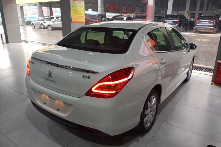 Used Peugeot 308 2014 Enjoyment Edition Classic 1.6L Automatic Fashion Model Rear Right 45 Deg