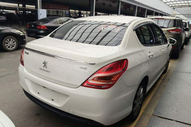 Used Peugeot 308 2014 Enjoyment Edition Classic 1.6L Automatic Fashion Model Rear Right 45 Deg
