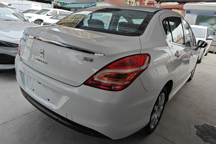 Used Peugeot 308 2014 Enjoyment Edition Classic 1.6L Automatic Fashion Model Rear Right 45 Deg