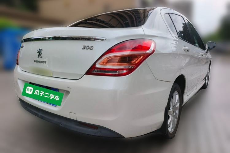 Used Peugeot 308 2014 Enjoyment Edition Classic 1.6L Automatic Fashion Model Rear Right 45 Deg