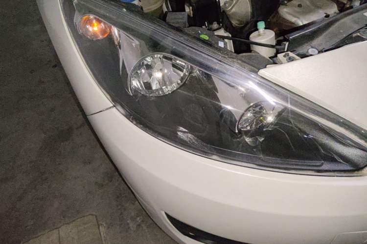 Used Peugeot 308 2014 Enjoy Edition Classic 1.6L Automatic Premium Model Right Front Headlight