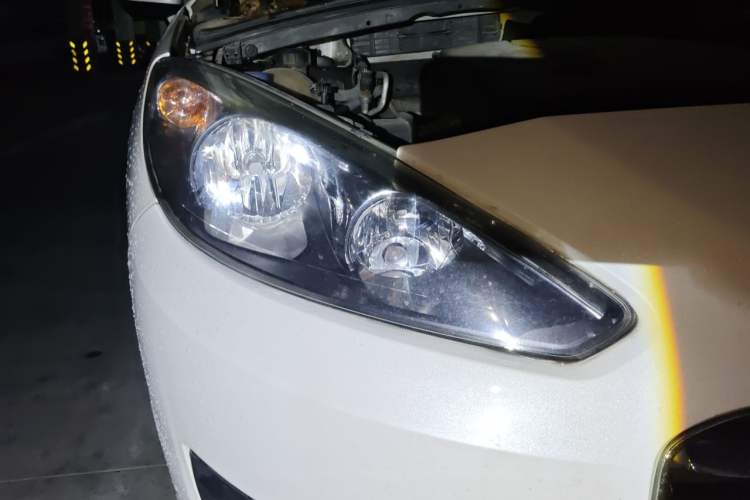 Used Peugeot 308 2014 Enjoy Edition Classic 1.6L Automatic Premium Model Right Front Headlight