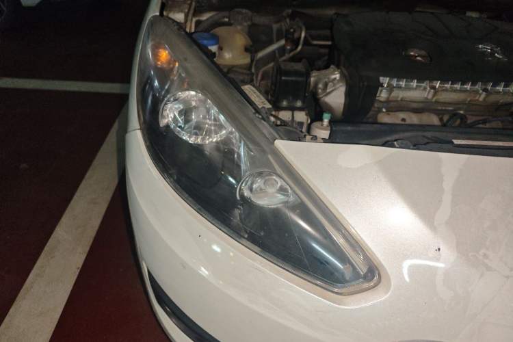 Used Peugeot 308 2014 Enjoyment Edition Classic 1.6L Automatic Fashion Model Right Front Headlight
