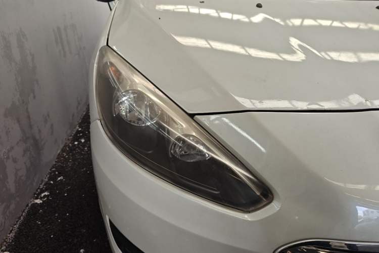 Used Peugeot 308 2014 Enjoy Edition Classic 1.6L Manual YouShang Model Right Front Headlight