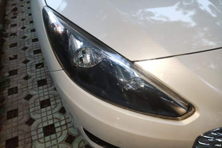 Used Peugeot 308 2014 Enjoy Edition Classic 1.6L Manual YouShang Model Right Front Headlight