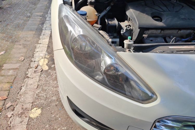 Used Peugeot 308 2014 Enjoy Edition Classic 1.6L Manual YouShang Model Right Front Headlight