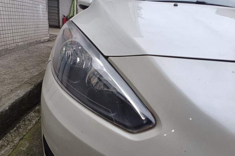 Used Peugeot 308 2014 Enjoyment Edition Classic 1.6L Automatic Fashion Model Right Front Headlight