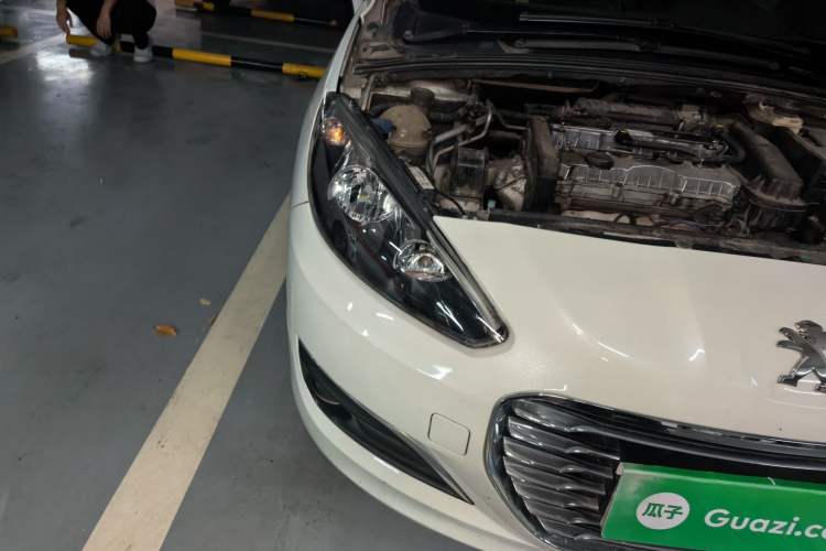 Used Peugeot 308 2014 Enjoyment Edition Classic 1.6L Automatic Fashion Model Right Front Headlight