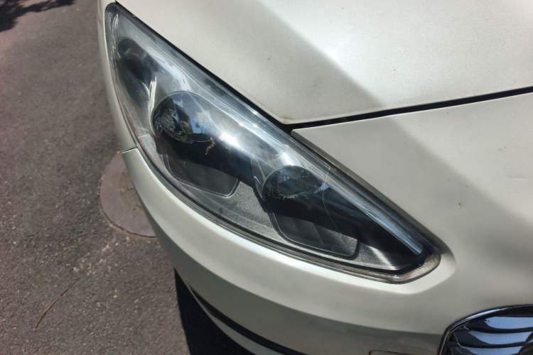 Used Peugeot 308 2014 Enjoy Edition Classic 1.6L Automatic Premium Model Right Front Headlight