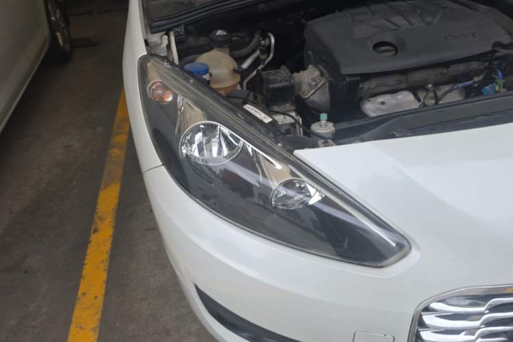 Used Peugeot 308 2014 Enjoy Edition Classic 1.6L Automatic Premium Model Right Front Headlight