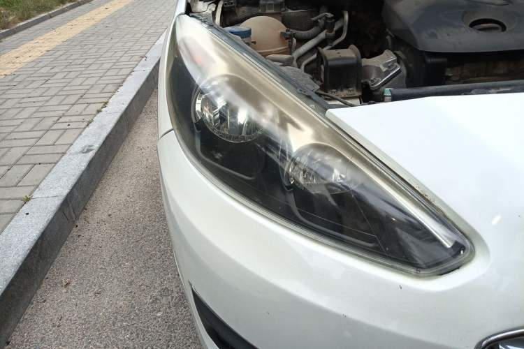 Used Peugeot 308 2014 Enjoy Edition Classic 1.6L Automatic Premium Model Right Front Headlight