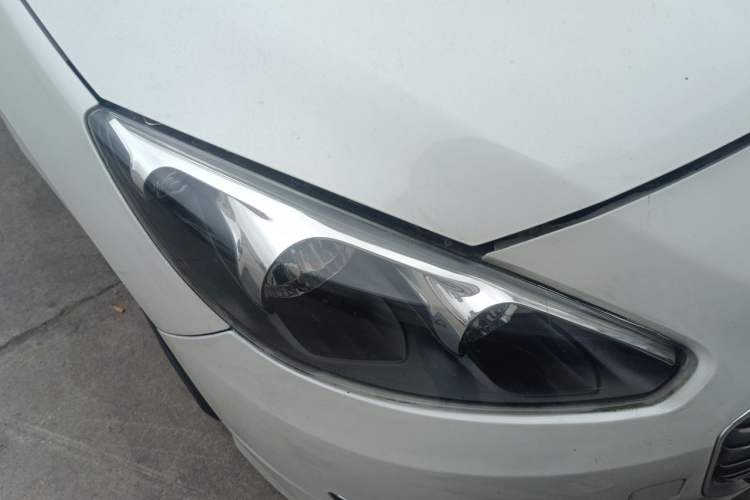 Used Peugeot 308 2014 Enjoy Edition Classic 1.6L Manual YouShang Model Right Front Headlight