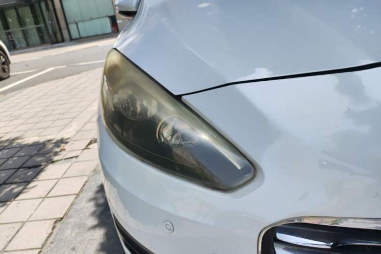 Used Peugeot 308 2014 Enjoy Edition Classic 1.6L Automatic Premium Model Right Front Headlight