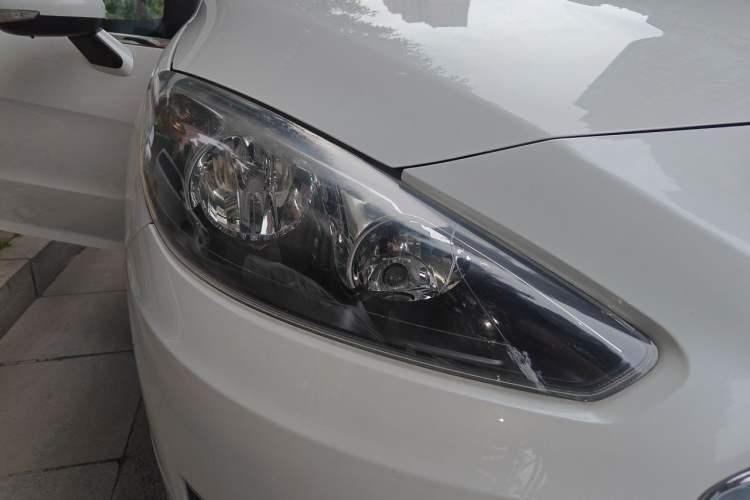 Used Peugeot 308 2014 Enjoy Edition Classic 1.6L Automatic Premium Model Right Front Headlight