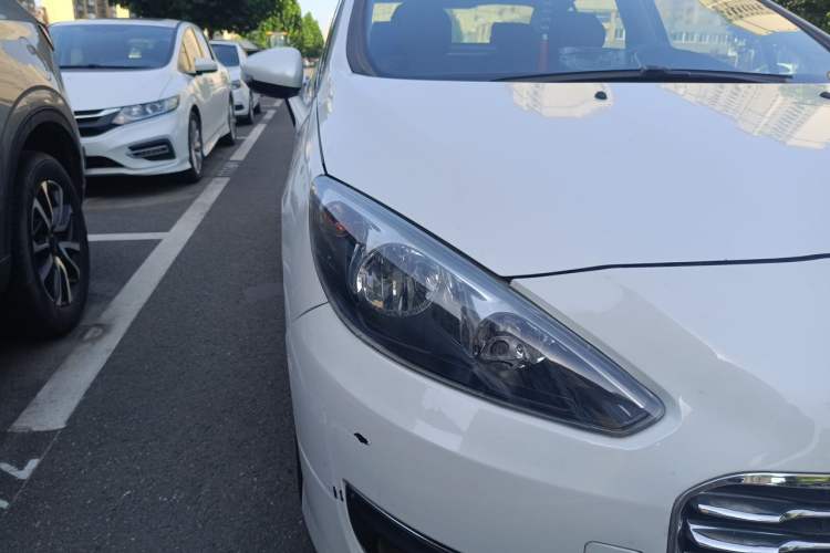 Used Peugeot 308 2014 Enjoy Edition Classic 1.6L Manual YouShang Model Right Front Headlight