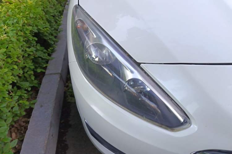 Used Peugeot 308 2014 Enjoy Edition Classic 1.6L Automatic Premium Model Right Front Headlight