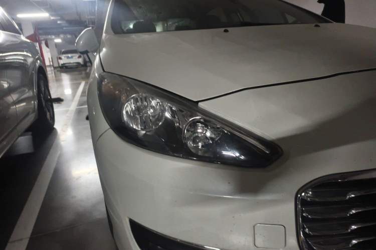 Used Peugeot 308 2014 Enjoy Edition Classic 1.6L Automatic Premium Model Right Front Headlight