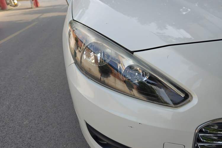 Used Peugeot 308 2014 Enjoy Edition Classic 1.6L Manual YouShang Model Right Front Headlight