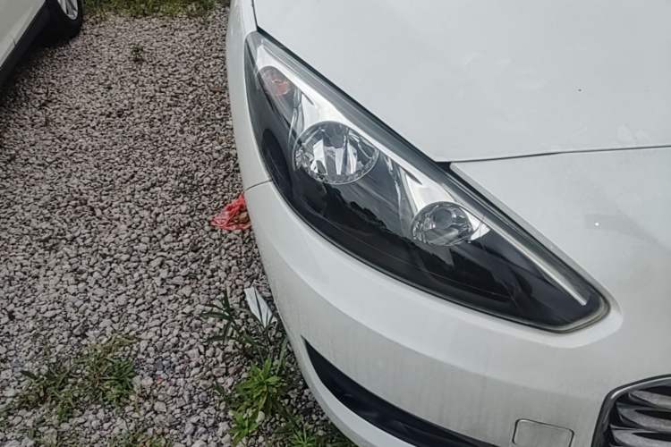 Used Peugeot 308 2014 Enjoy Edition Classic 1.6L Manual Fashion Model Right Front Headlight