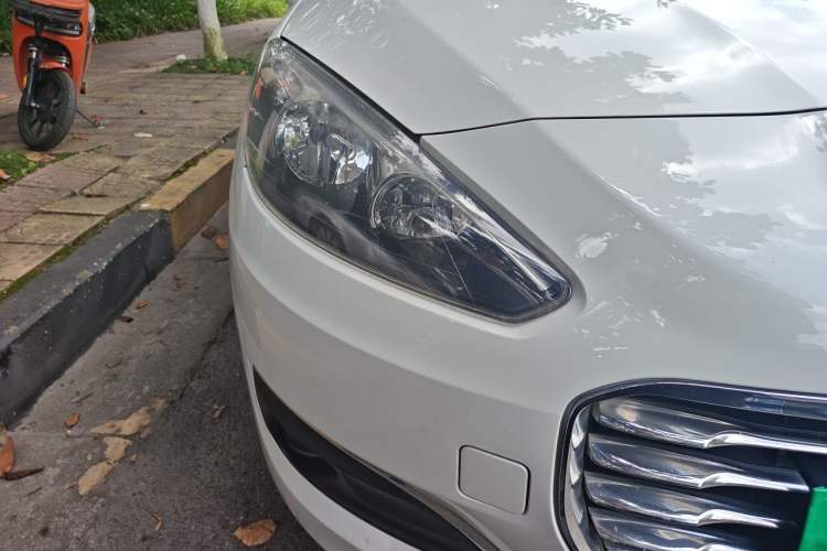 Used Peugeot 308 2014 Enjoy Edition Classic 1.6L Manual Fashion Model Right Front Headlight