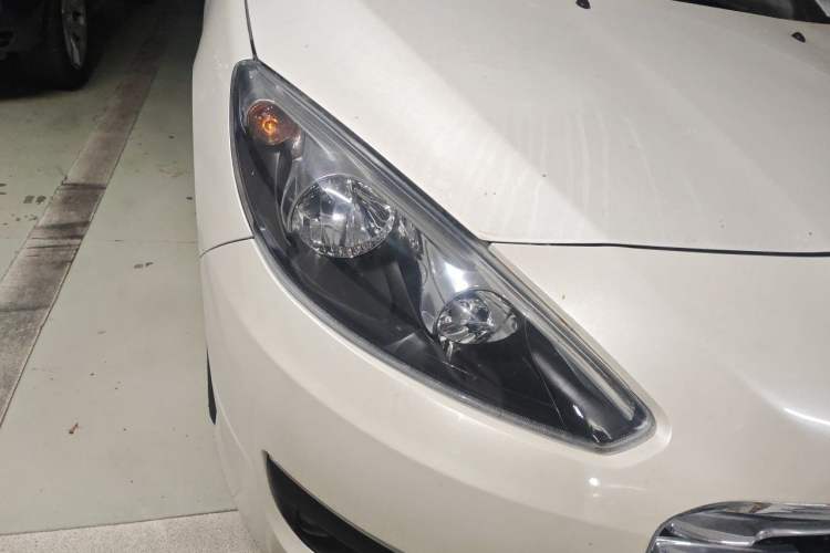 Used Peugeot 308 2014 Enjoy Edition Classic 1.6L Manual Fashion Model Right Front Headlight
