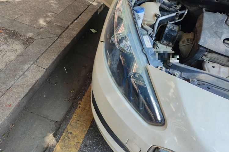 Used Peugeot 308 2014 Enjoy Edition Classic 1.6L Manual YouShang Model Right Front Headlight