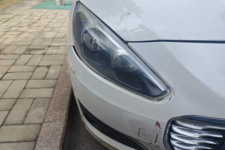 Used Peugeot 308 2014 Enjoy Edition Classic 1.6L Manual YouShang Model Right Front Headlight