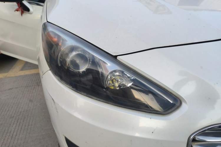 Used Peugeot 308 2014 Enjoy Edition Classic 1.6L Manual YouShang Model Right Front Headlight
