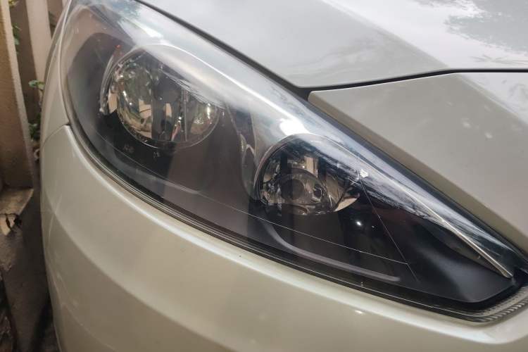 Used Peugeot 308 2014 Enjoyment Edition Classic 1.6L Automatic Fashion Model Right Front Headlight