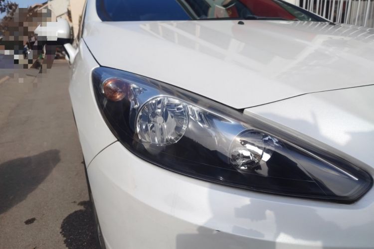 Used Peugeot 308 2014 Enjoy Edition Classic 1.6L Automatic Premium Model Right Front Headlight
