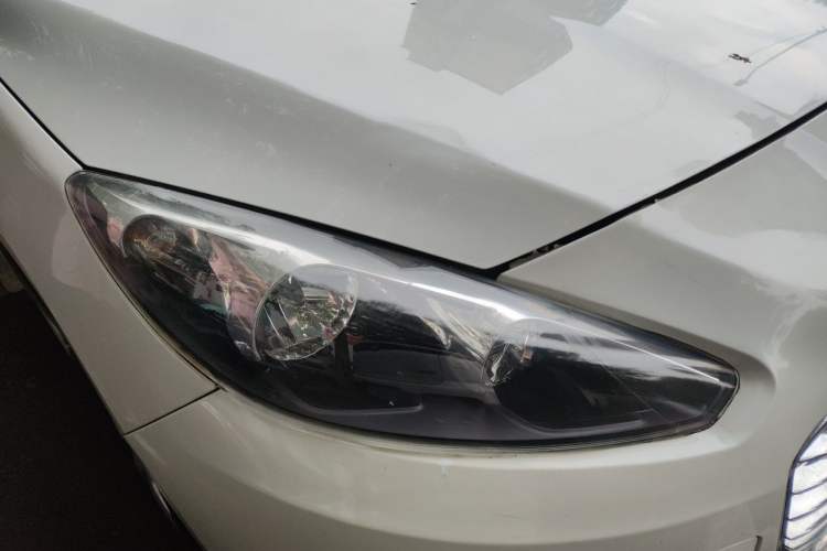 Used Peugeot 308 2014 Enjoy Edition Classic 1.6L Automatic Premium Model Right Front Headlight
