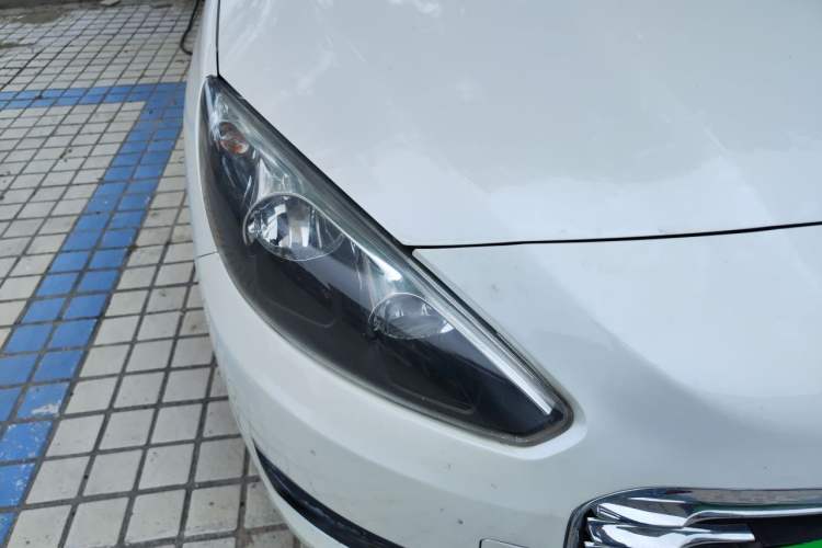 Used Peugeot 308 2014 Enjoy Edition Classic 1.6L Manual YouShang Model Right Front Headlight