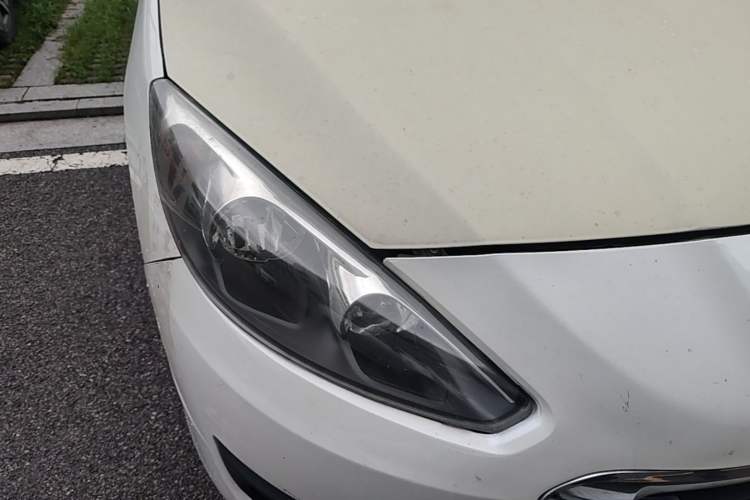 Used Peugeot 308 2014 Enjoy Edition Classic 1.6L Automatic Premium Model Right Front Headlight