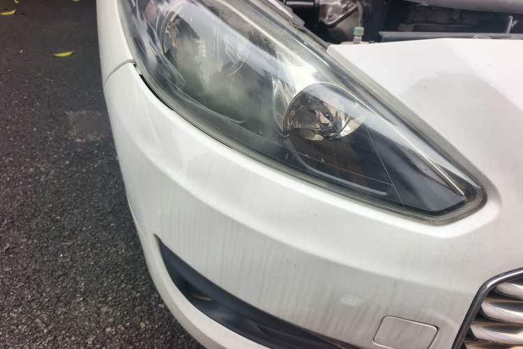 Used Peugeot 308 2014 Enjoy Edition Classic 1.6L Manual Fashion Model Right Front Headlight